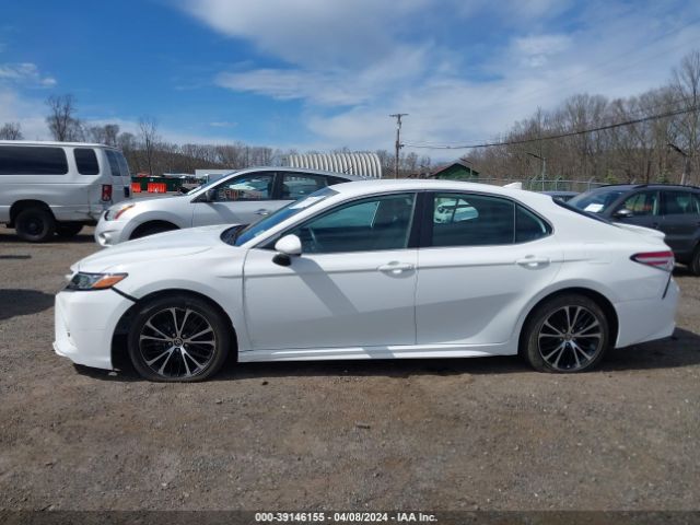 4T1G11AK3LU368067 Toyota CAMRY SE