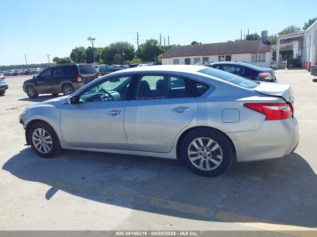 Nissan Altima 2.5 S 2016 1N4AL3AP1GN332718 Image 15