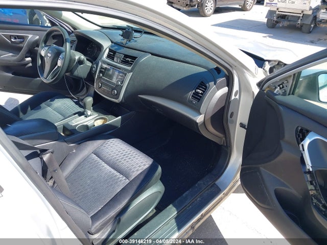 Nissan Altima 2.5 S 2016 1N4AL3AP1GN332718 Image 5