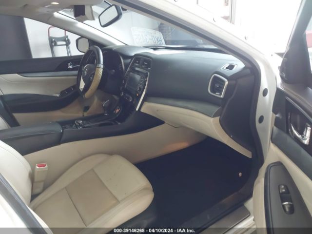 1N4AA6AP2JC399614 Nissan Maxima 3.5 Sl