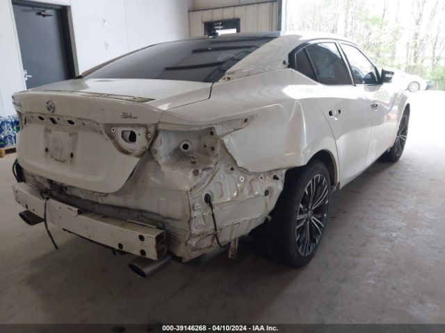 1N4AA6AP2JC399614 Nissan Maxima 3.5 Sl