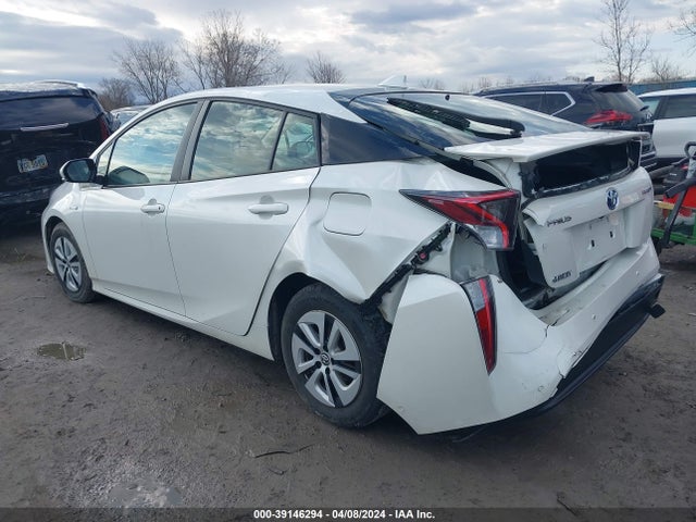 Toyota Prius Four 2018 JTDKARFU8J3065375 Image 3