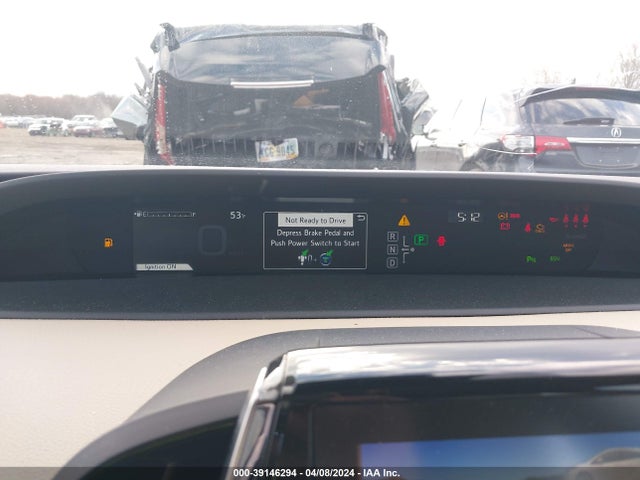 Toyota Prius Four 2018 JTDKARFU8J3065375 Image 7
