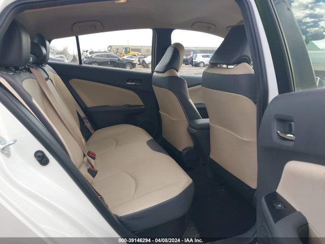 Toyota Prius Four 2018 JTDKARFU8J3065375 Image 8