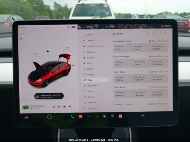 5YJ3E1EB9JF099533 Tesla Model 3 Long Range/performance
