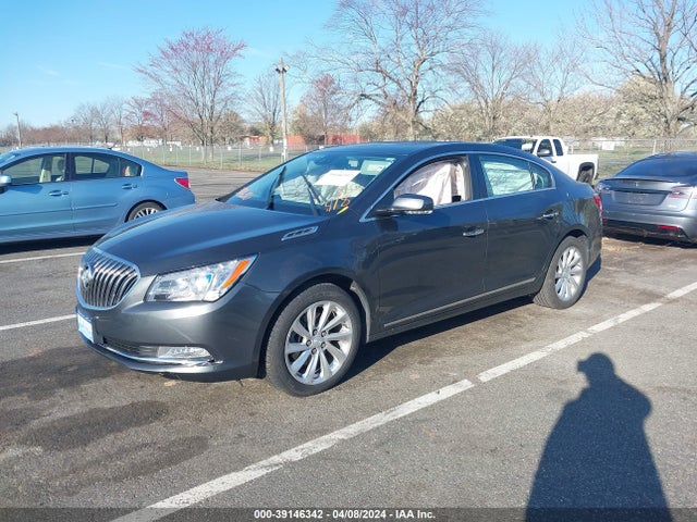 Buick Lacrosse Leather 2016 1G4GB5G32GF266371 Image 2