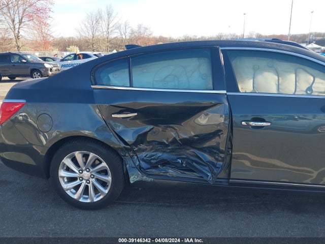 Buick Lacrosse Leather 2016 1G4GB5G32GF266371 Image 6
