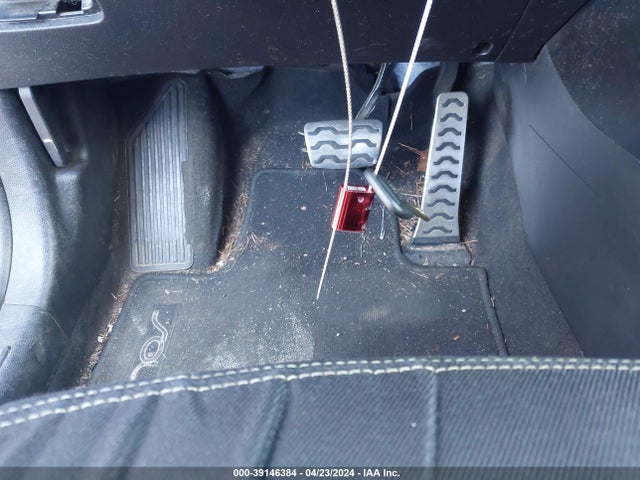 KIA SOUL + 2015 KNDJP3A51F7200204 Image 11