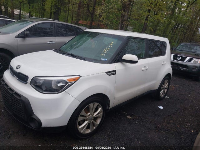 KIA SOUL + 2015 KNDJP3A51F7200204 Image 2