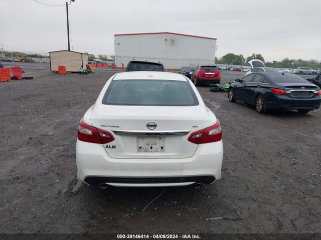 1N4AL3AP1JC148169 Nissan Altima 2.5 Sl
