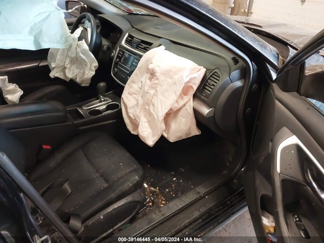 Nissan Altima 2.5 S 2018 1N4AL3AP2JC229567 Image 5