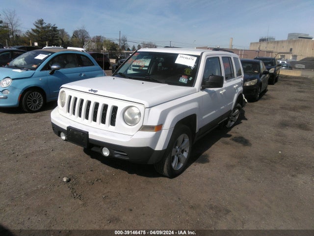 Jeep Patriot Latitude 2014 1C4NJRFB8ED688250 Image 2