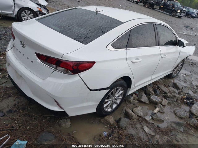 Hyundai SONATA SE 2018 5NPE24AF1JH605143 Image 4