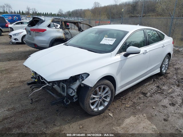 Ford FUSION SE 2020 3FA6P0HD9LR153399 Image 2