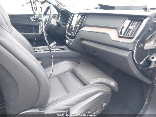 YV4L12RA3P1193618 Volvo Xc60 B5 Ultimate Bright Theme