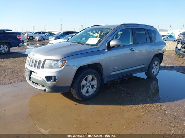 1C4NJCEB0HD198579 Jeep Compass Latitude Fwd
