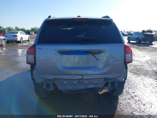 1C4NJCEB0HD198579 Jeep Compass Latitude Fwd