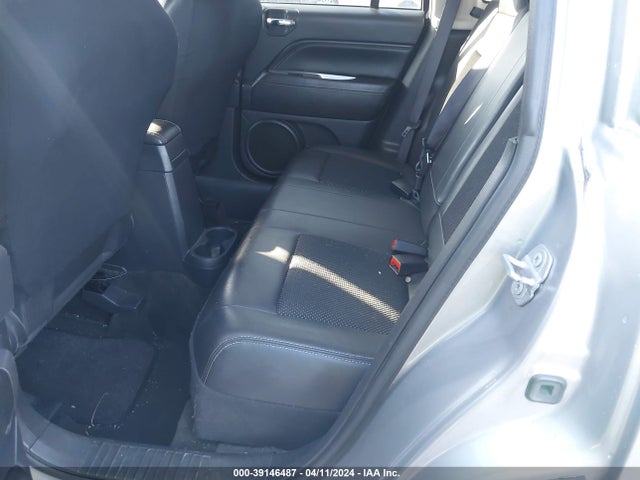 1C4NJCEB0HD198579 Jeep Compass Latitude Fwd