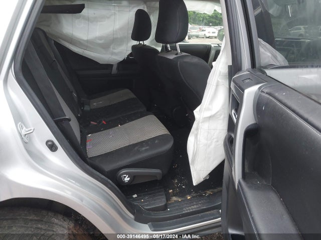Toyota 4RUNNER SR5 2017 JTEZU5JR9H5154870 Image 4