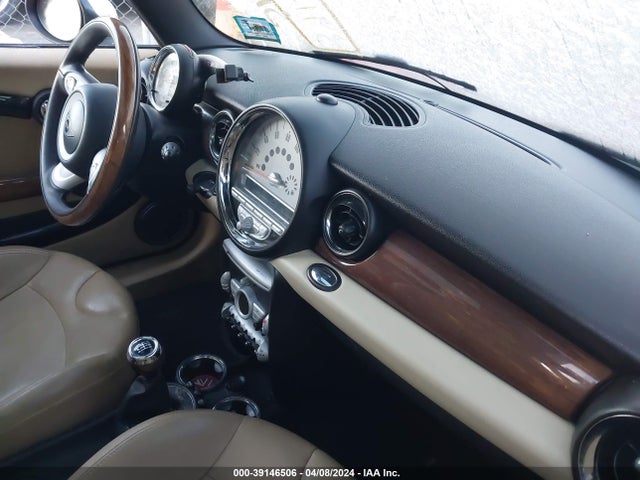 2009 MINI COOPER WMWMF33549TU73403 Photo 4