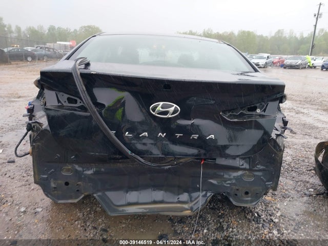 Hyundai ELANTRA SE 2019 5NPD74LF6KH442579 Image 17