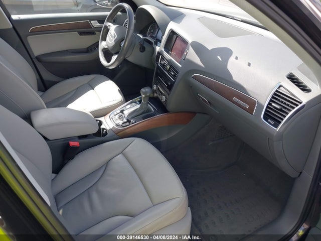 Audi Q5 2.0t Premium 2014 WA1LFAFP9EA122891 Image 5