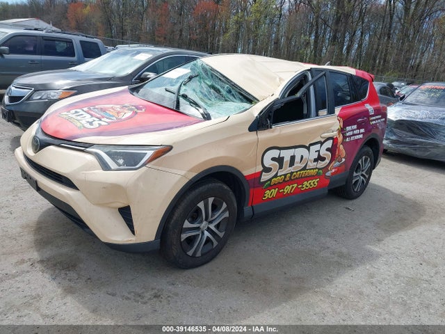 Toyota RAV4 LE 2017 2T3ZFREV5HW393841 Image 2