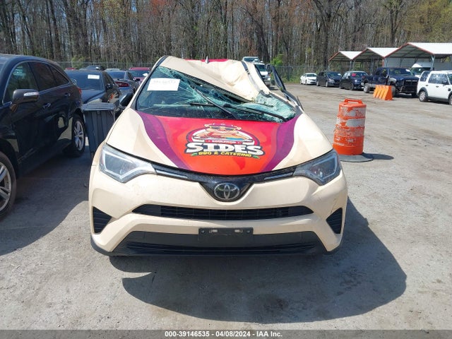 Toyota RAV4 LE 2017 2T3ZFREV5HW393841 Image 6