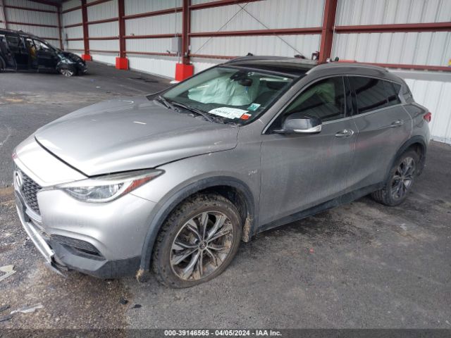 SJKCH5CR1HA031998 Infiniti Qx30 Premium
