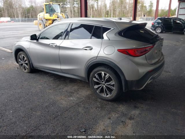 SJKCH5CR1HA031998 Infiniti Qx30 Premium