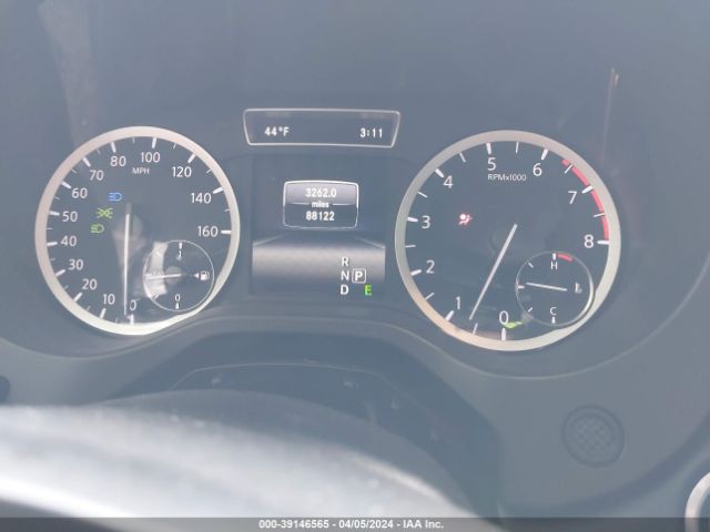 SJKCH5CR1HA031998 Infiniti Qx30 Premium