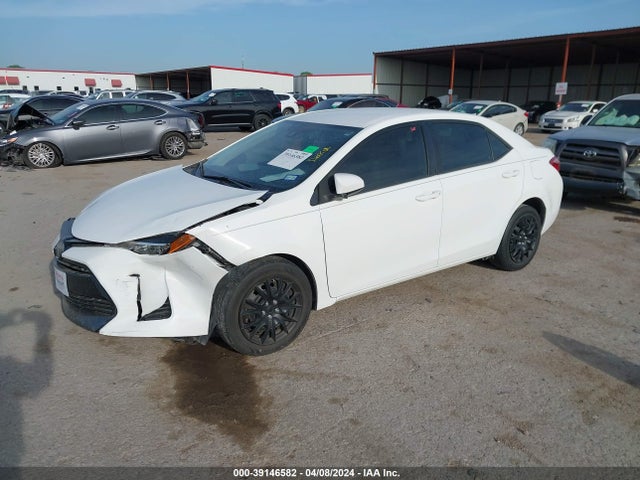 Toyota COROLLA LE 2019 2T1BURHE1KC202341 Image 2