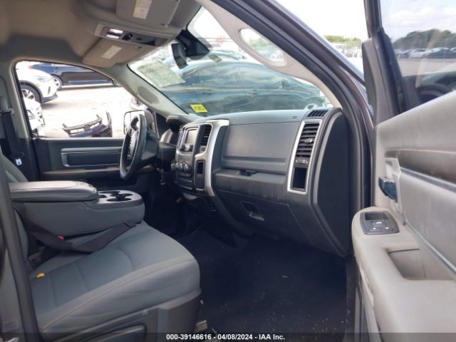 1C6RR6GT5FS553019 RAM 1500 Slt