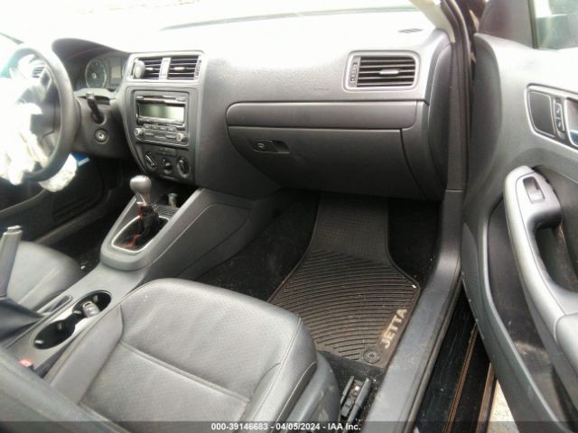 3VWB17AJ1EM382109 Volkswagen Jetta 1.8t Se