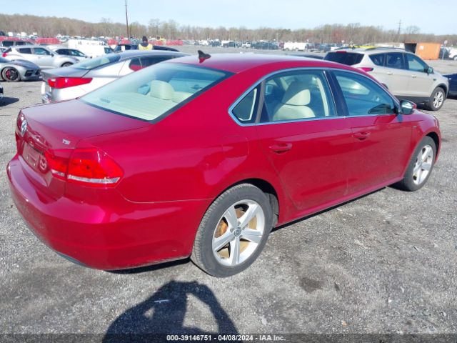 1VWAT7A31FC102604 Volkswagen Passat 1.8t Limited Edition