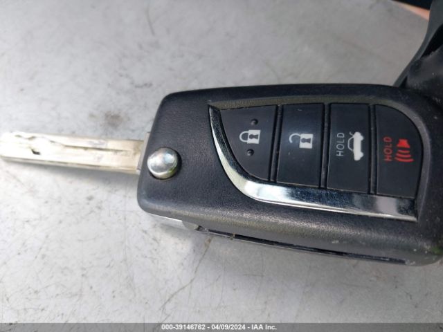 4T1G11AK2NU677984 Toyota CAMRY SE