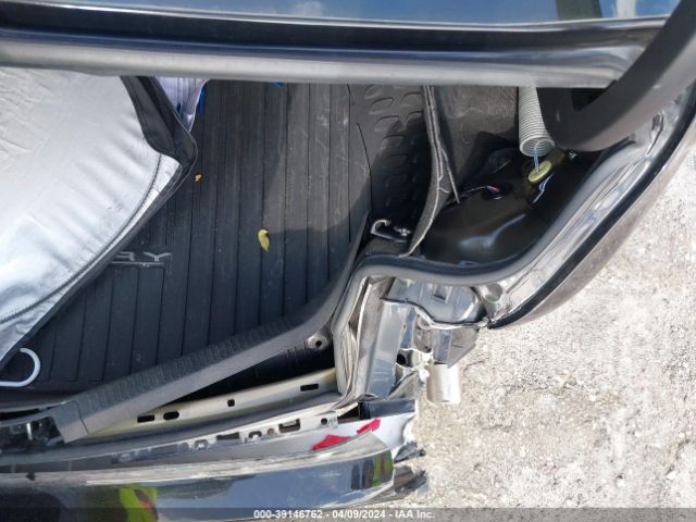 4T1G11AK2NU677984 Toyota CAMRY SE