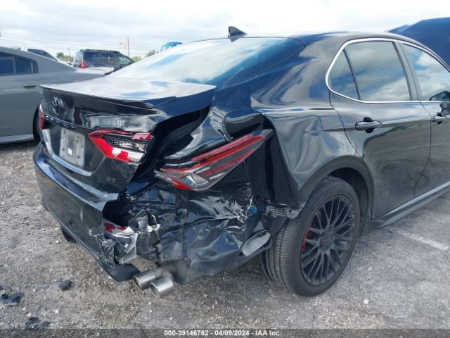 4T1G11AK2NU677984 Toyota CAMRY SE
