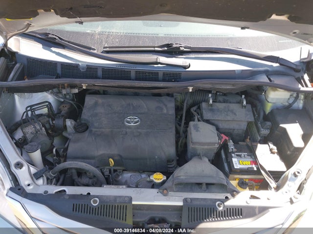 Toyota Sienna Le 8 Passenger 2015 5TDKK3DCXFS571607 Image 10