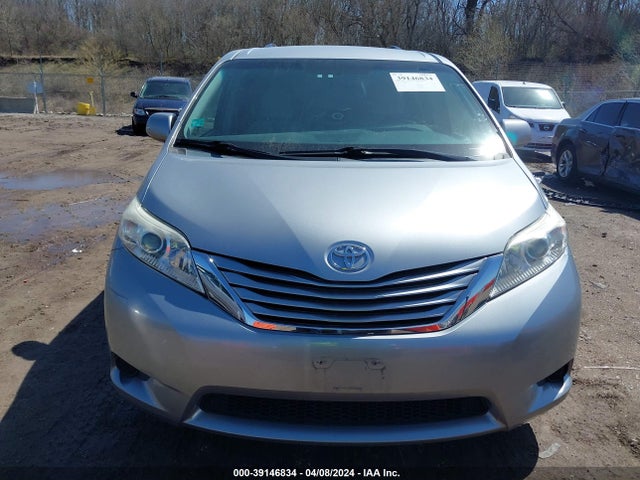 Toyota Sienna Le 8 Passenger 2015 5TDKK3DCXFS571607 Image 12