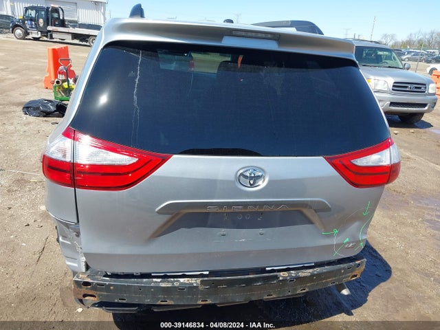 Toyota Sienna Le 8 Passenger 2015 5TDKK3DCXFS571607 Image 16