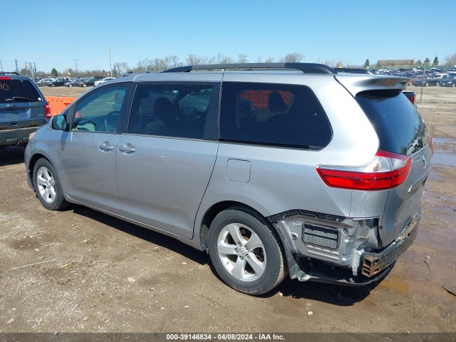 Toyota Sienna Le 8 Passenger 2015 5TDKK3DCXFS571607 Image 3