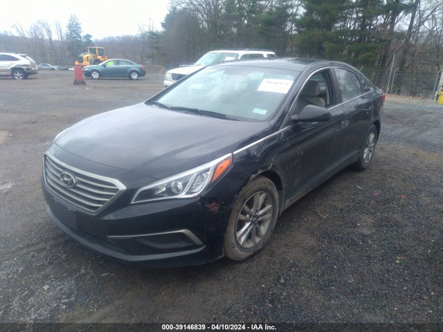 Hyundai SONATA SE 2016 5NPE24AF6GH406274 Image 2