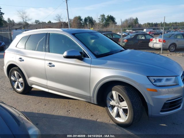 WA1BNAFY3K2065505 Audi Q5 45 Premium