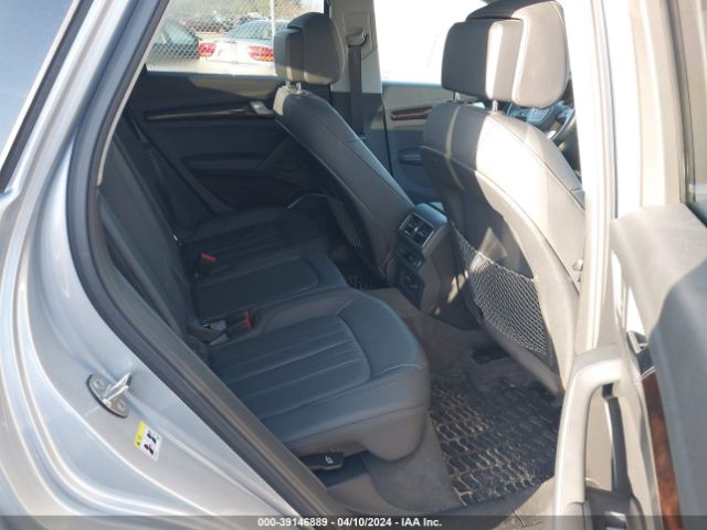 WA1BNAFY3K2065505 Audi Q5 45 Premium