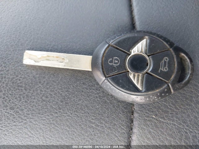 2006 MINI COOPER S WMWRE33576TL17294 Photo 10