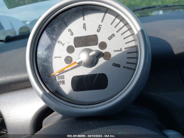 2006 MINI COOPER S WMWRE33576TL17294 Photo 6