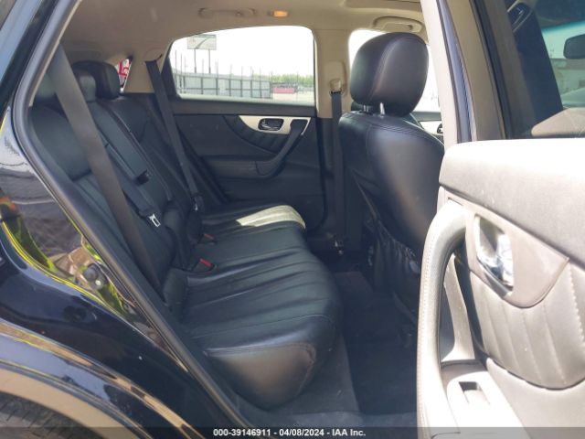 JN8CS1MU9FM381606 Infiniti QX70