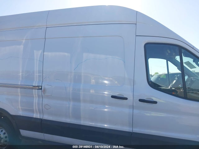 Ford Transit-250 2022 1FTBR2X84NKA71882 Image 13