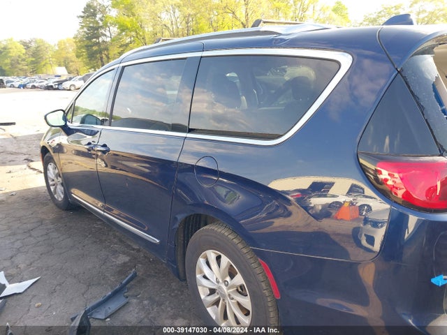 2C4RC1BG5KR566937 Chrysler Pacifica Touring L